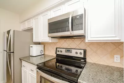 13282 Trail Hollow Drive, Houston, TX 77079 - Photo 6