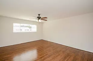 13282 Trail Hollow Dr, Houston, TX 77079 - Photo 24