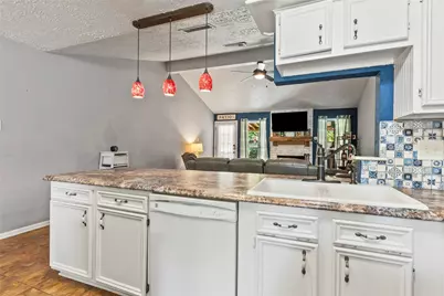 5906 High Meadow Street, League City, TX 77573 - Photo 20