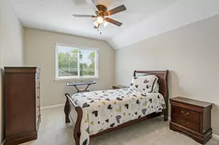301 Bull Run Dr, League City, TX 77573 - Photo 24