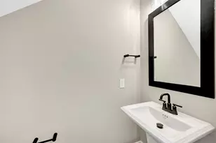 16039 Hayes Pk Dr, Houston, TX 77079 - Photo 14