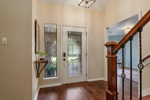 10 Cape Chestnut Dr, The Woodlands, TX 77381 - Photo 4