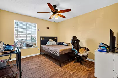 12818 Huntington Field Drive, Houston, TX 77099 - Photo 12