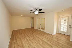 1601 S Shepherd Dr, Houston, TX 77019 - Photo 2
