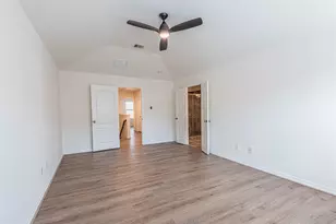 8117 Silverton Creek Ln, Houston, TX 77040 - Photo 12