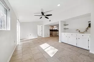 5125 Maple St, Bellaire, TX 77401 - Photo 4