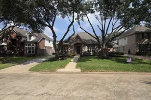 215 Heathbrook Ln, Houston, TX 77094 - Photo 2