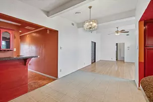 6946 Cole Creek Dr, Houston, TX 77092 - Photo 14