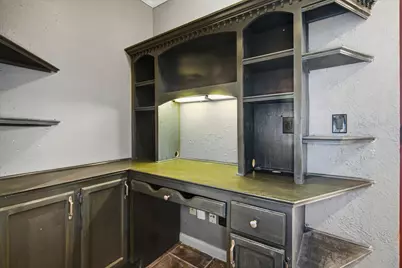 6946 Cole Creek Drive, Houston, TX 77092 - Photo 30