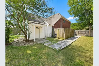 13402 Balcrest Drive, Houston, TX 77070 - Photo 32