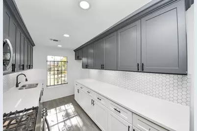 3926 Florinda Street, Houston, TX 77021 - Photo 14