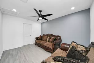 3926 Florinda St, Houston, TX 77021 - Photo 16