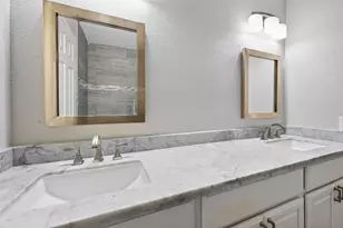 6351 Briar Rose Dr, Houston, TX 77057 - Photo 24