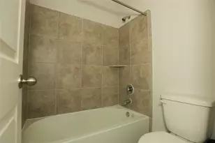 233 Laura Leigh Ln, Angleton, TX 77515 - Photo 12