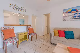 720 Avenue K, Galveston, TX 77550 - Photo 6