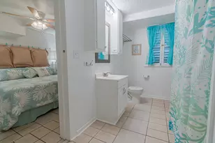 720 Avenue K, Galveston, TX 77550 - Photo 24