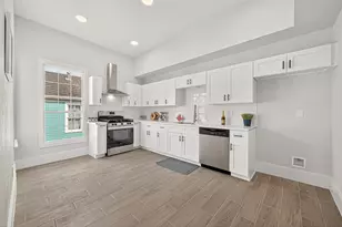1814 33rd St, Galveston, TX 77550 - Photo 8