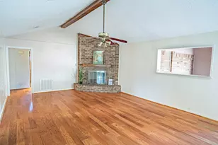 205 Banyan St, Lake Jackson, TX 77566 - Photo 18
