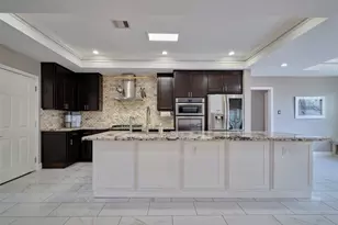 4219 Redbud Street SW, Houston, TX 77051 - Photo 8