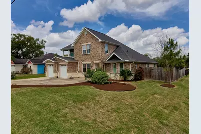 4219 Redbud Street SW, Houston, TX 77051 - Photo 1