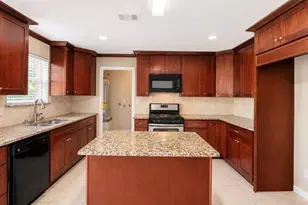 11630 Sageglen Dr, Houston, TX 77089 - Photo 10