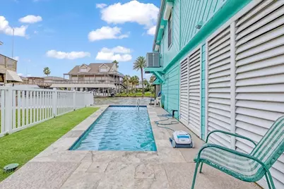 1222 Oahu Drive, Galveston, TX 77554 - Photo 4