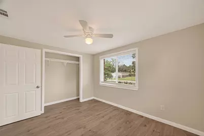 521 N Vionett Lane, Texas City, TX 77591 - Photo 16