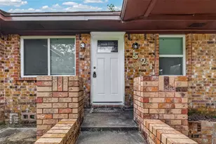 521 N Vionett Ln, Texas City, TX 77591 - Photo 4
