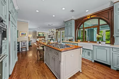 914 Huntington Cove, Houston, TX 77063 - Photo 12
