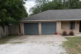 201 Fm 1160 Rd, Louise, TX 77455 - Photo 2