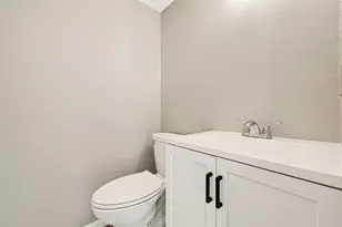 1627 Mabry Mill Rd, Houston, TX 77062 - Photo 12