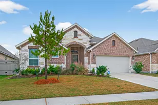 18338 Tiger Flowers Dr, Conroe, TX 77302 - Photo 2