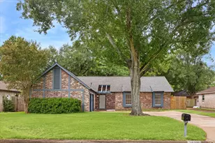 14311 Overbrook Ln, Houston, TX 77077 - Photo 2