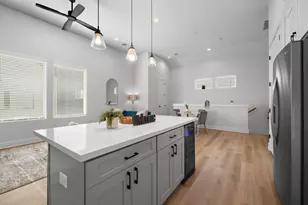 850 Elkhart St, Houston, TX 77091 - Photo 18