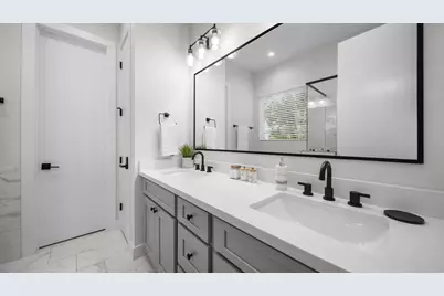 850 Elkhart Street #E, Houston, TX 77091 - Photo 30