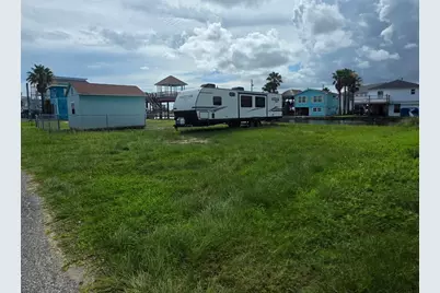 90 Bayou Vista Drive, Hitchcock, TX 77563 - Photo 6