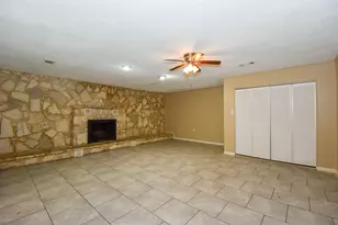 3014 14th Ave N, Texas City, TX 77590 - Photo 8