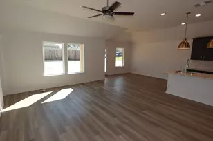554 Bluebell Maiden Ct, Magnolia, TX 77354 - Photo 4