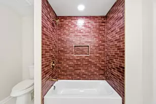 7946 Fowlie St, Houston, TX 77028 - Photo 24