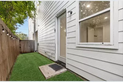 836 Fisher Street #D, Houston, TX 77018 - Photo 18