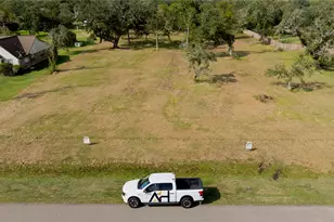 32802 Bayou Bnd, Richwood, TX 77515 - Photo 4