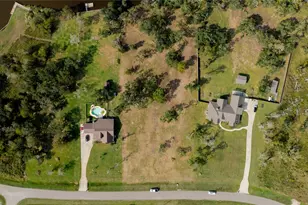 32802 Bayou Bnd, Richwood, TX 77515 - Photo 2
