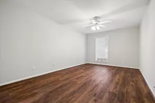 14201 Misty Meadow Ln, Houston, TX 77079 - Photo 22