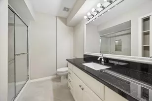 14201 Misty Meadow Ln, Houston, TX 77079 - Photo 24