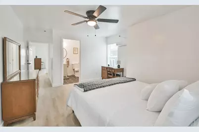4705 Pease Street, Houston, TX 77023 - Photo 16