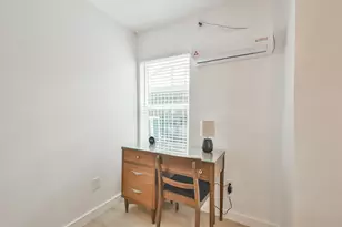 4705 Pease St, Houston, TX 77023 - Photo 18