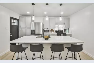 4705 Pease Street, Houston, TX 77023 - Photo 4