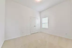 3010 King Oaks St, Baytown, TX 77251 - Photo 20