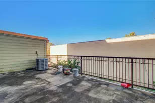 2323 Polk St, Houston, TX 77003 - Photo 32