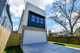 90 Burress St, Houston, TX 77022 - Photo 4